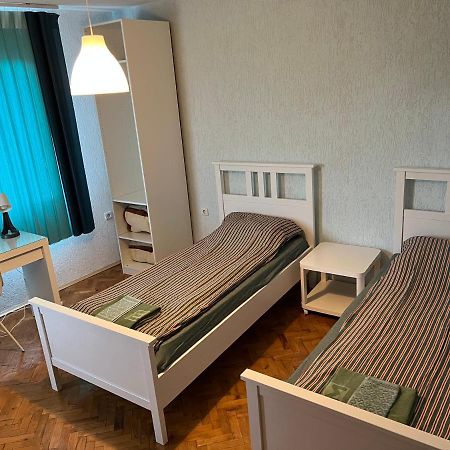 White Guest House 2 Карлово Екстер'єр фото