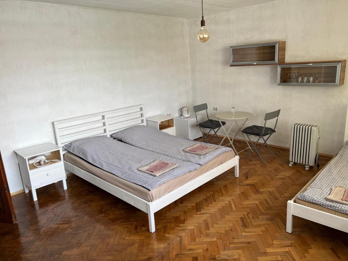 White Guest House 2 Карлово Екстер'єр фото