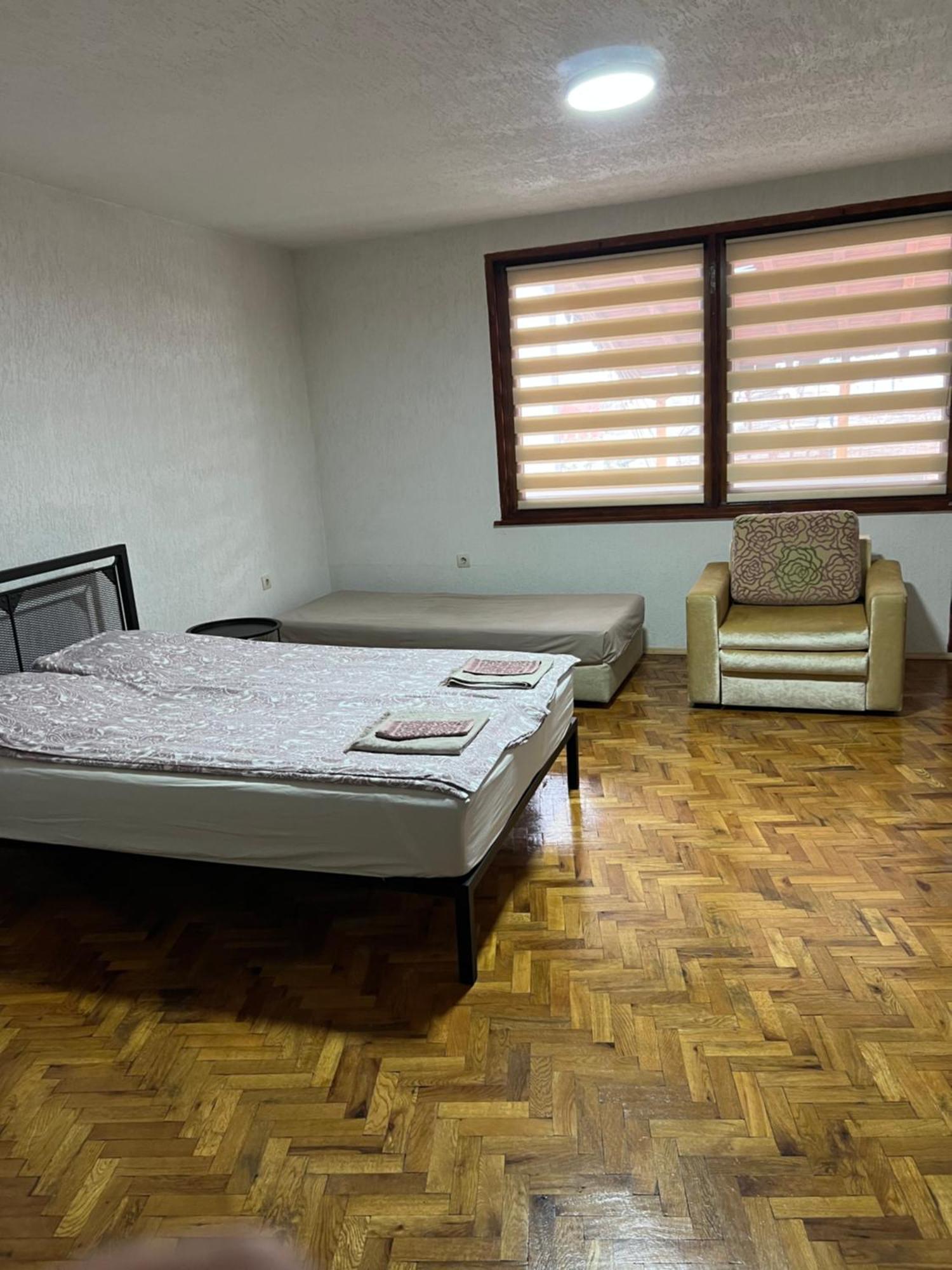 White Guest House 2 Карлово Екстер'єр фото